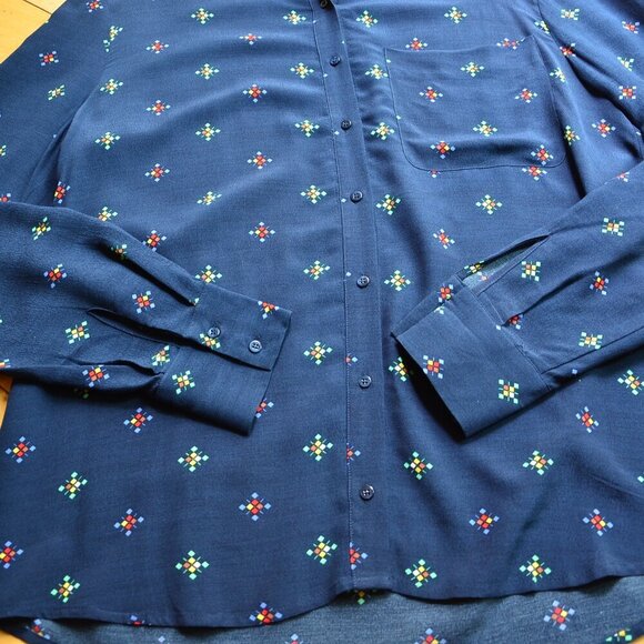 Designer Lady's Button Up Blouse Size S - Picture 5 of 10